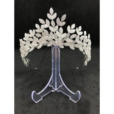 Kristal Taşlarla İşlenmiş Üç Boyutlu Yaprak Desenli Gelin Tacı
