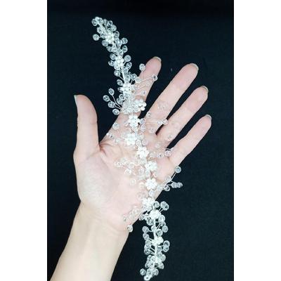 Top İnci Çiçeklerden Oluşan Kristal Detaylı Gelin Tacı 